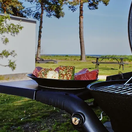 Recharging Luxury For Maksimum 4 People With Magnificent Sea View No Breakfast - One Bathroom - Hottub Open From 15april-1november Летний дом